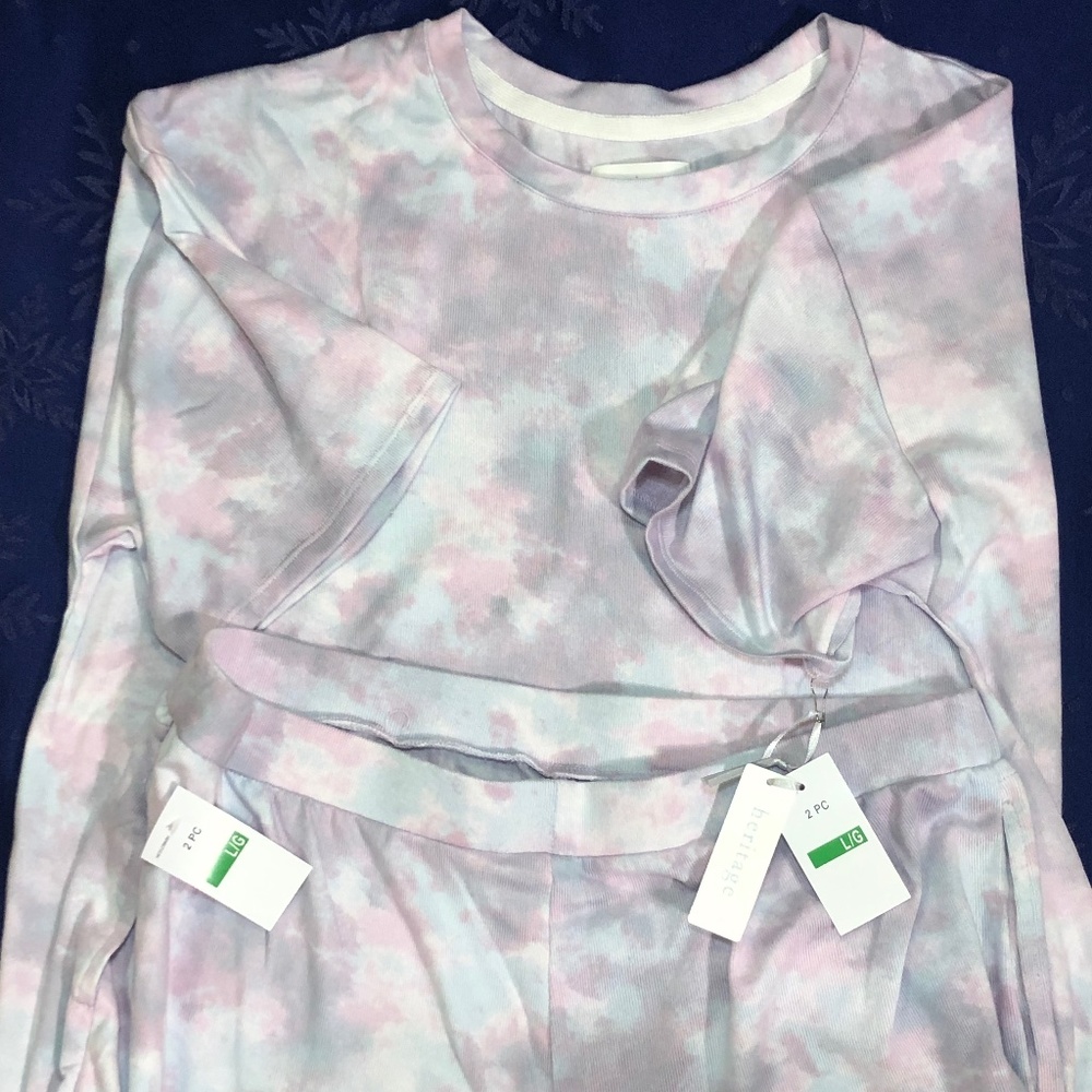 HOSTPICK ☃️ Lilac Two-Piece Pyjama Set